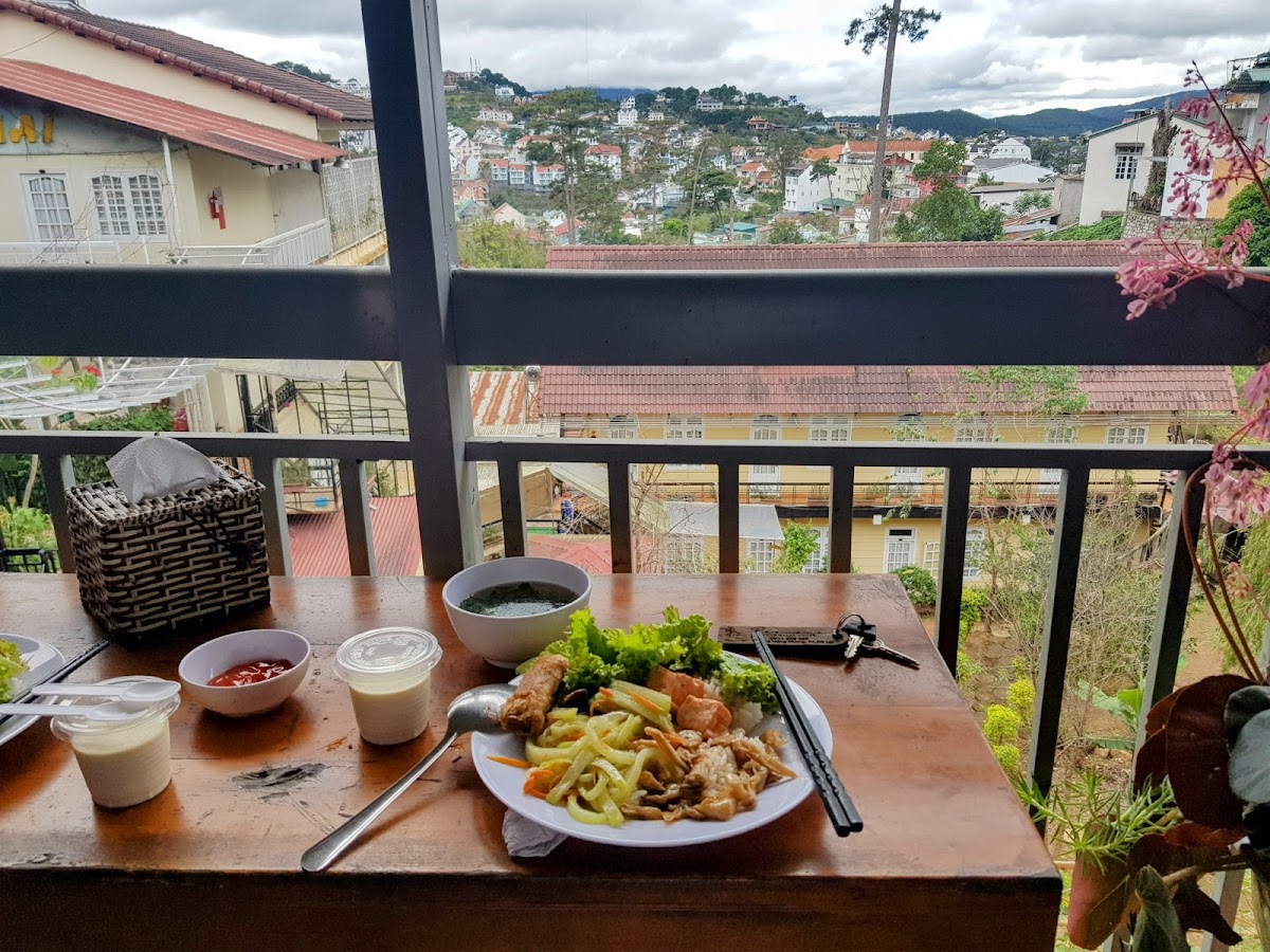 Nhà Hàng Sương Mai-3