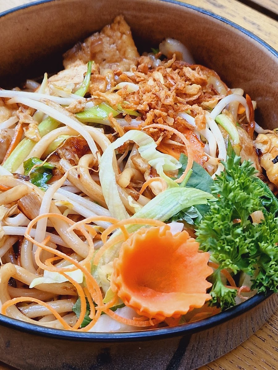 Nhat - Nguyet Quan-8