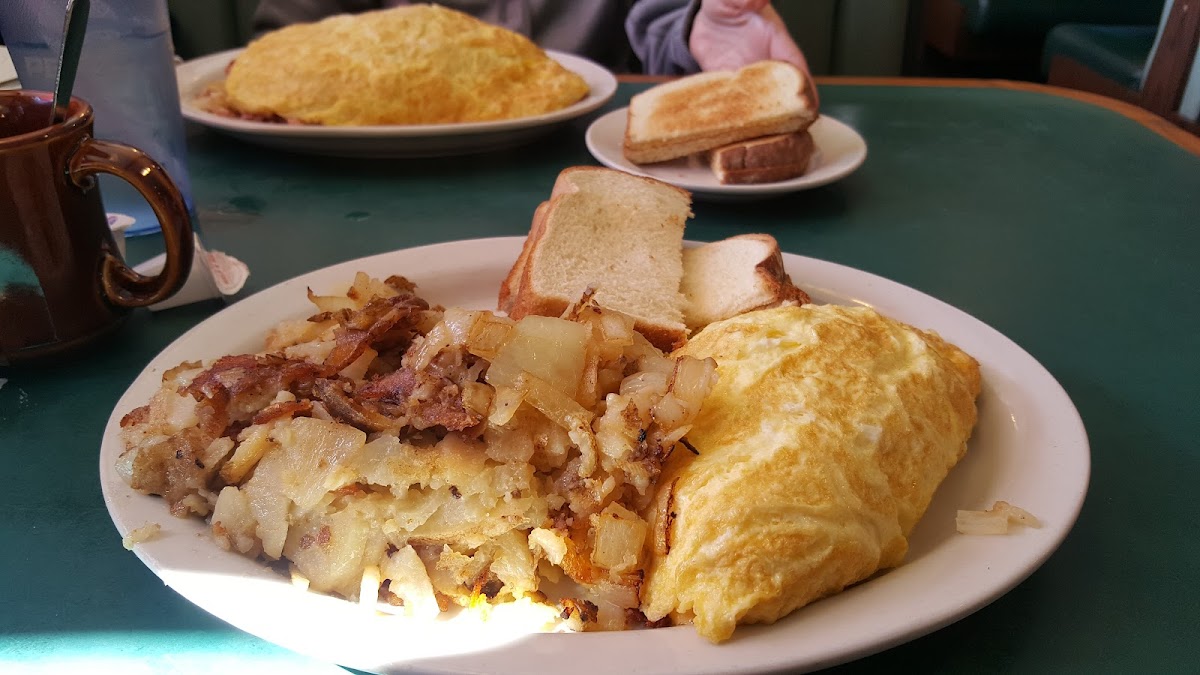 Nick's Family Cafe-5