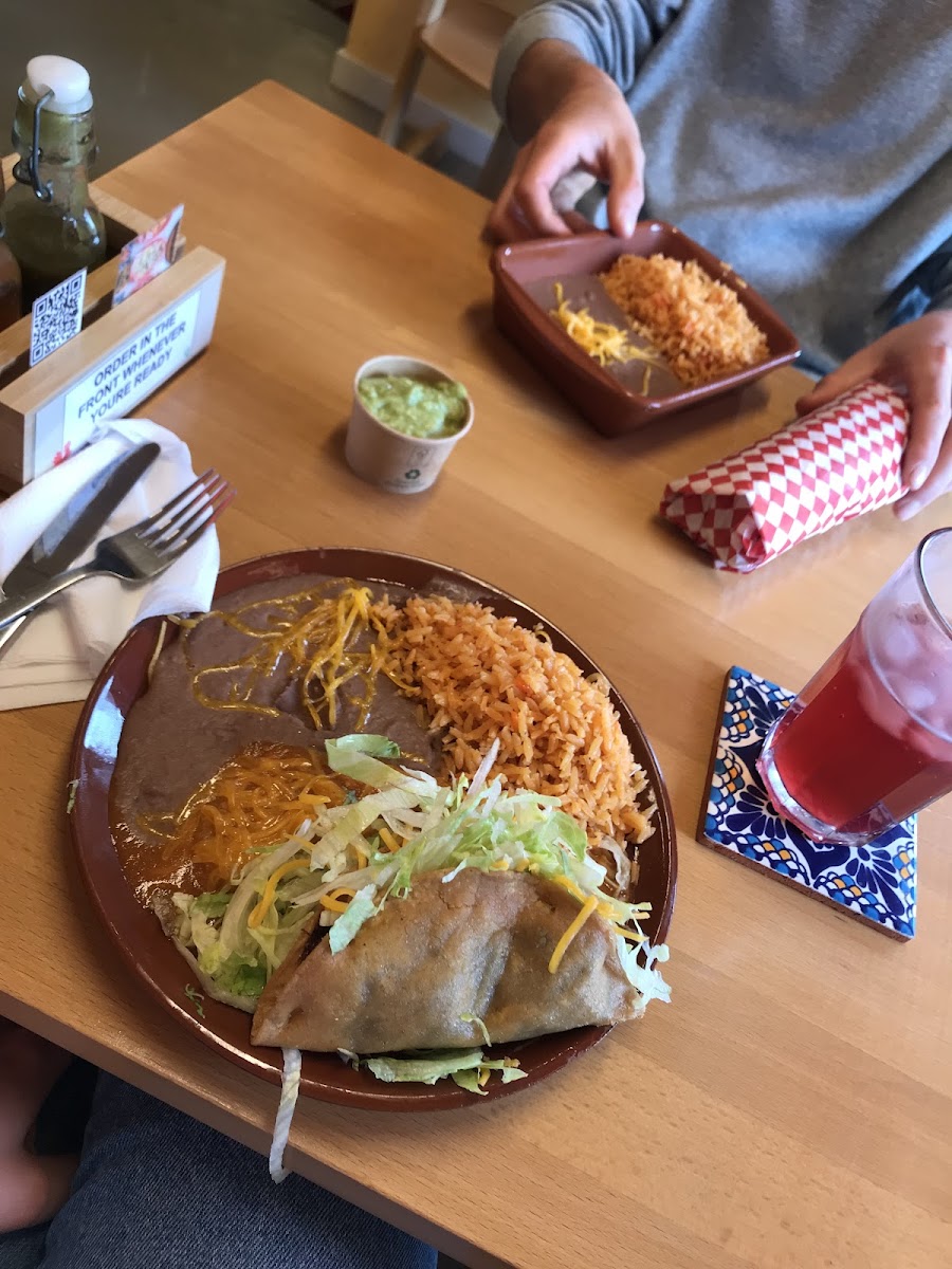 Nicos Mexican Food-5