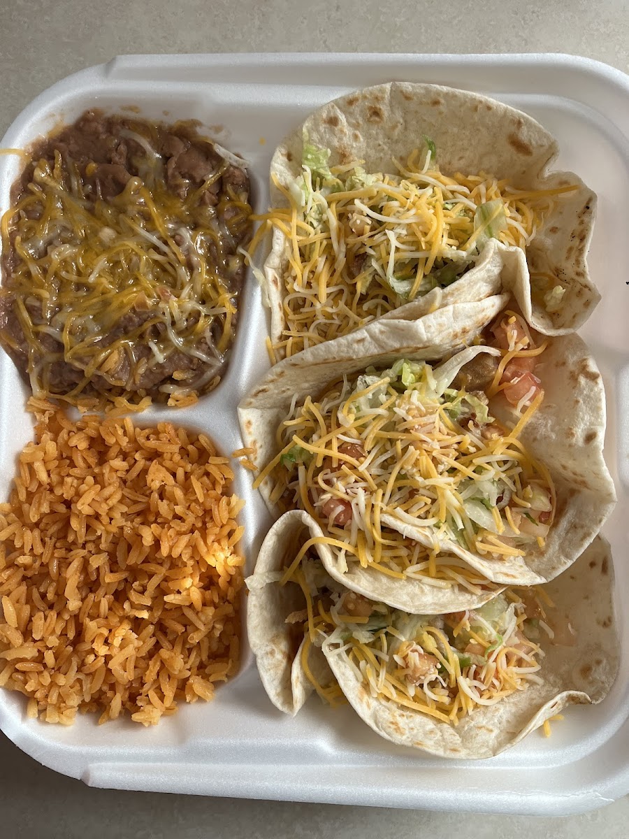 Nina's Taqueria-2