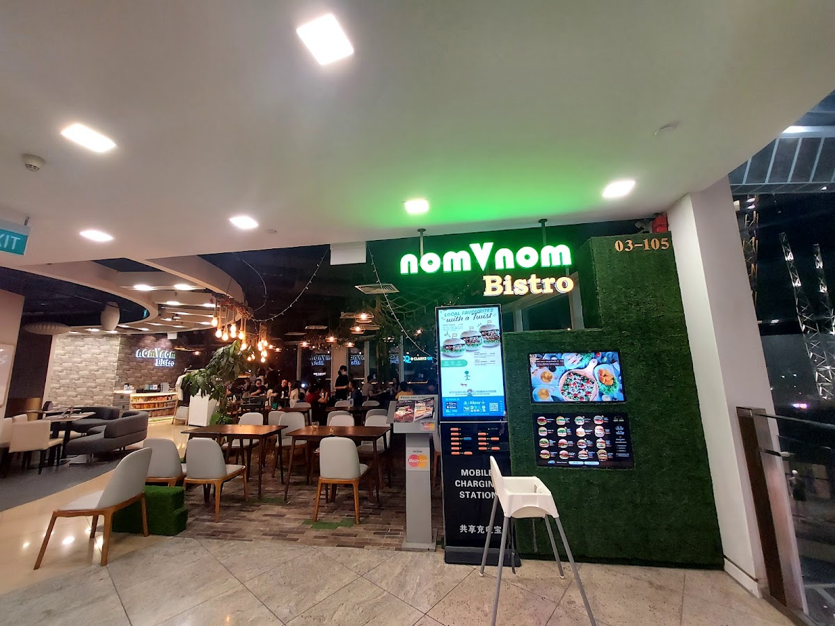 Nomvnom Bistro