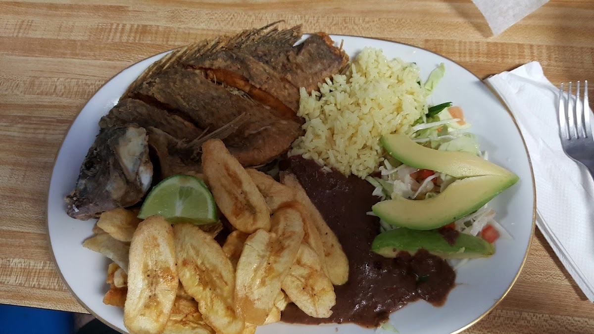 Nora Restaurant-6