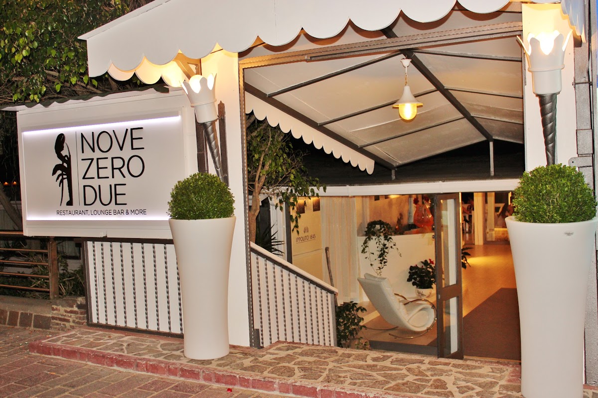 Nove Zero Due Ristorante, Beach Resort E Bar Lounge
