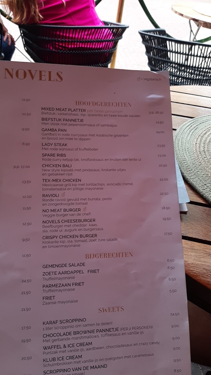 Menu Novels Zaandam-10