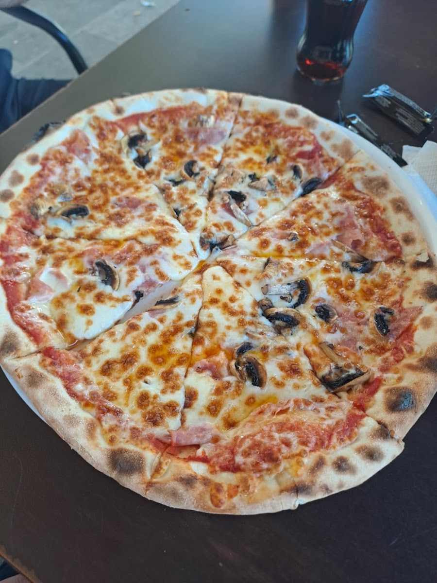 O'212 Salon De The Crêperie Pizza Feu De Bois-3