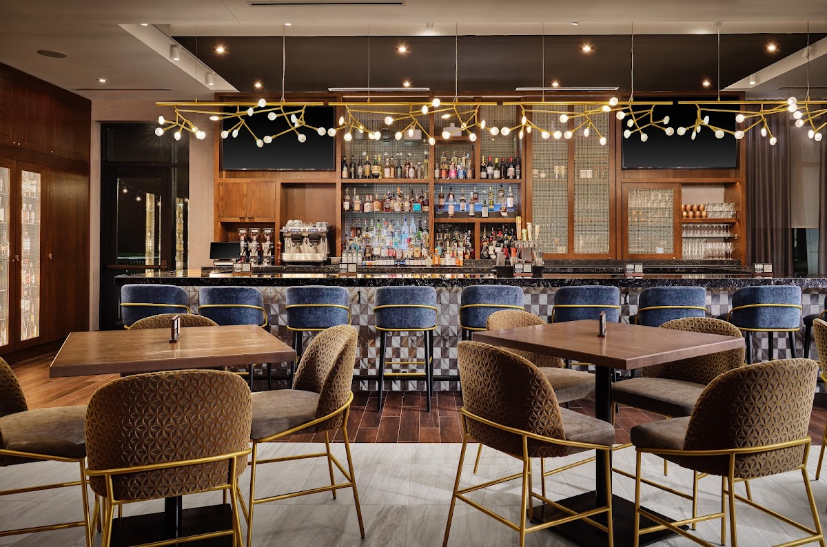 Oaken Bar + Bistro