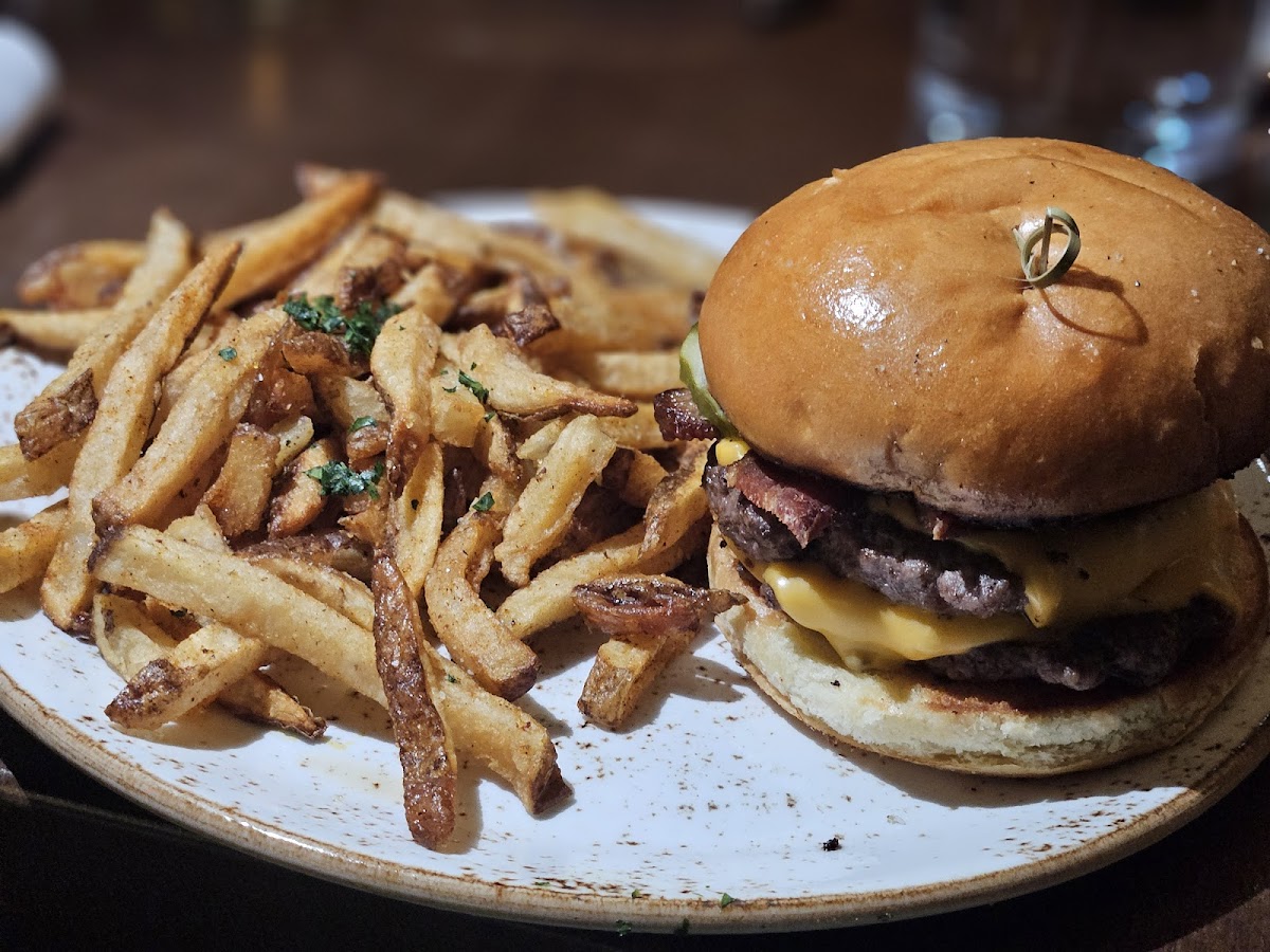 Oaken Bar + Bistro-9