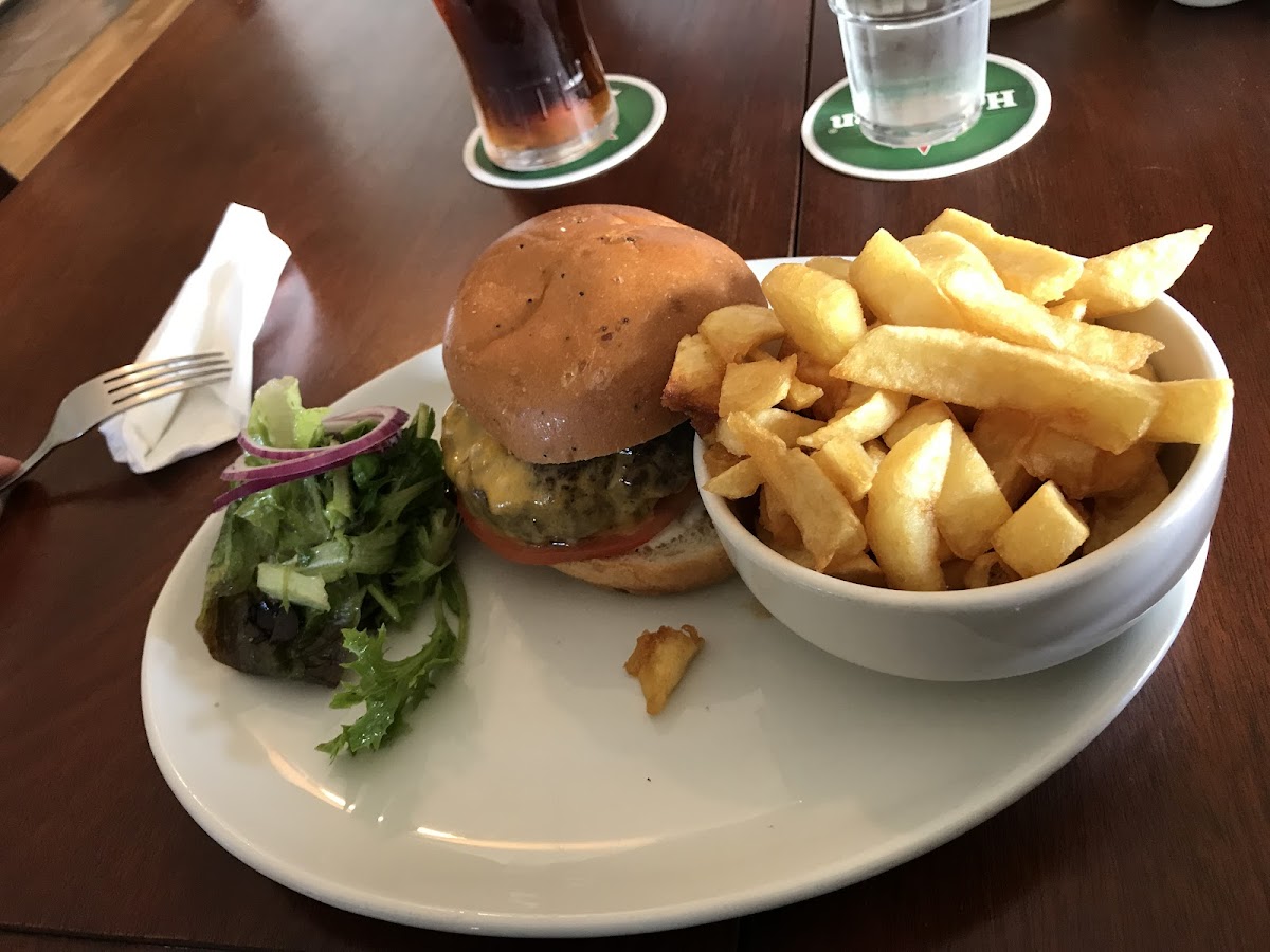 O'donohues Pub-9