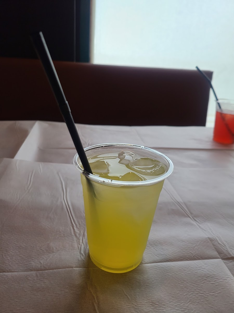Off The Hook Seafood Restaurant - Airport Road-6
