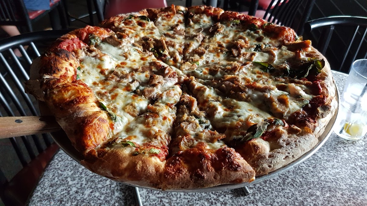 Oggi's Sports | Brewhouse | Pizza-6
