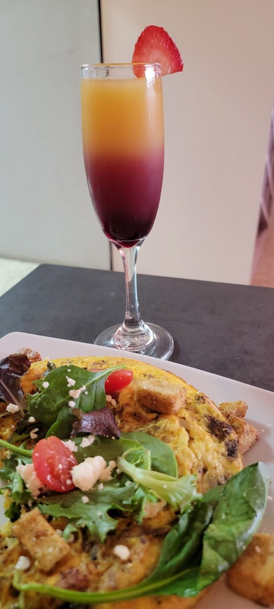 Oh Lala Coffee & Wine Bistro-10