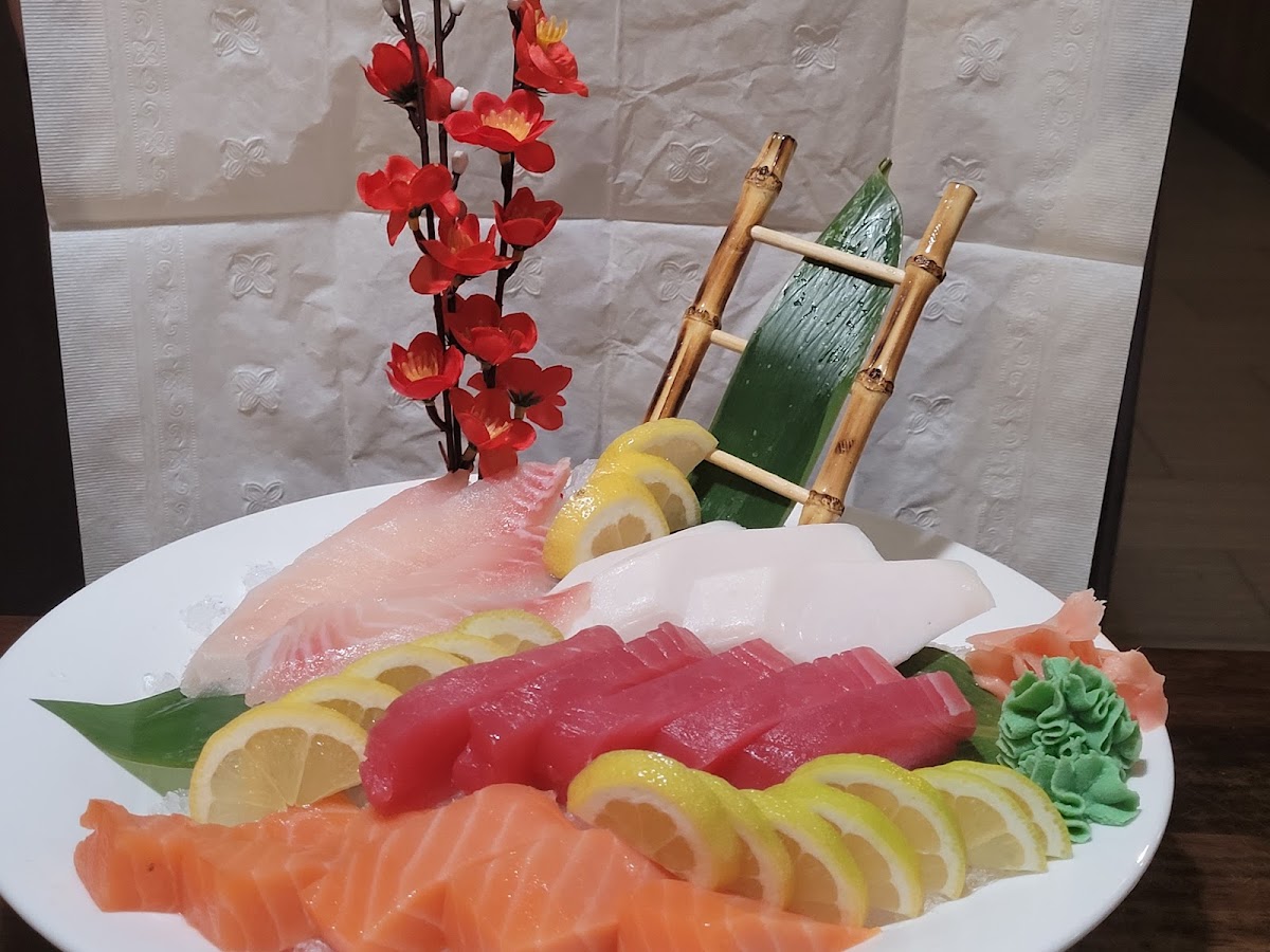 Oishi Sushi & Grill-5