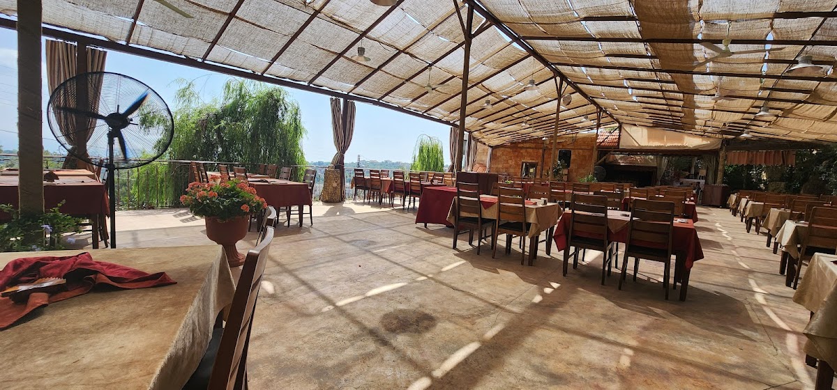 Old Rock Restaurant