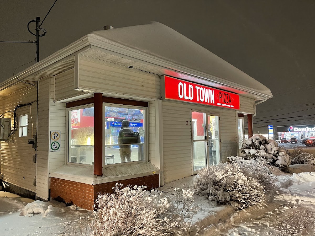 Old Town Pizza