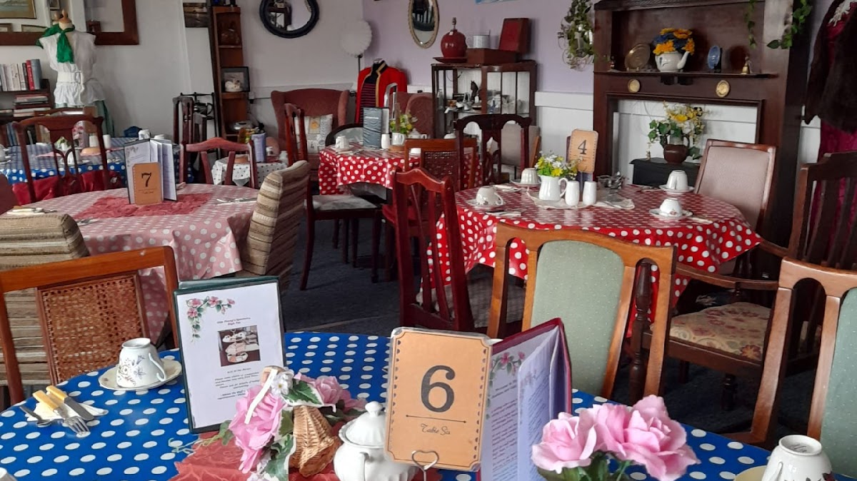Olde Penny's Tea Room