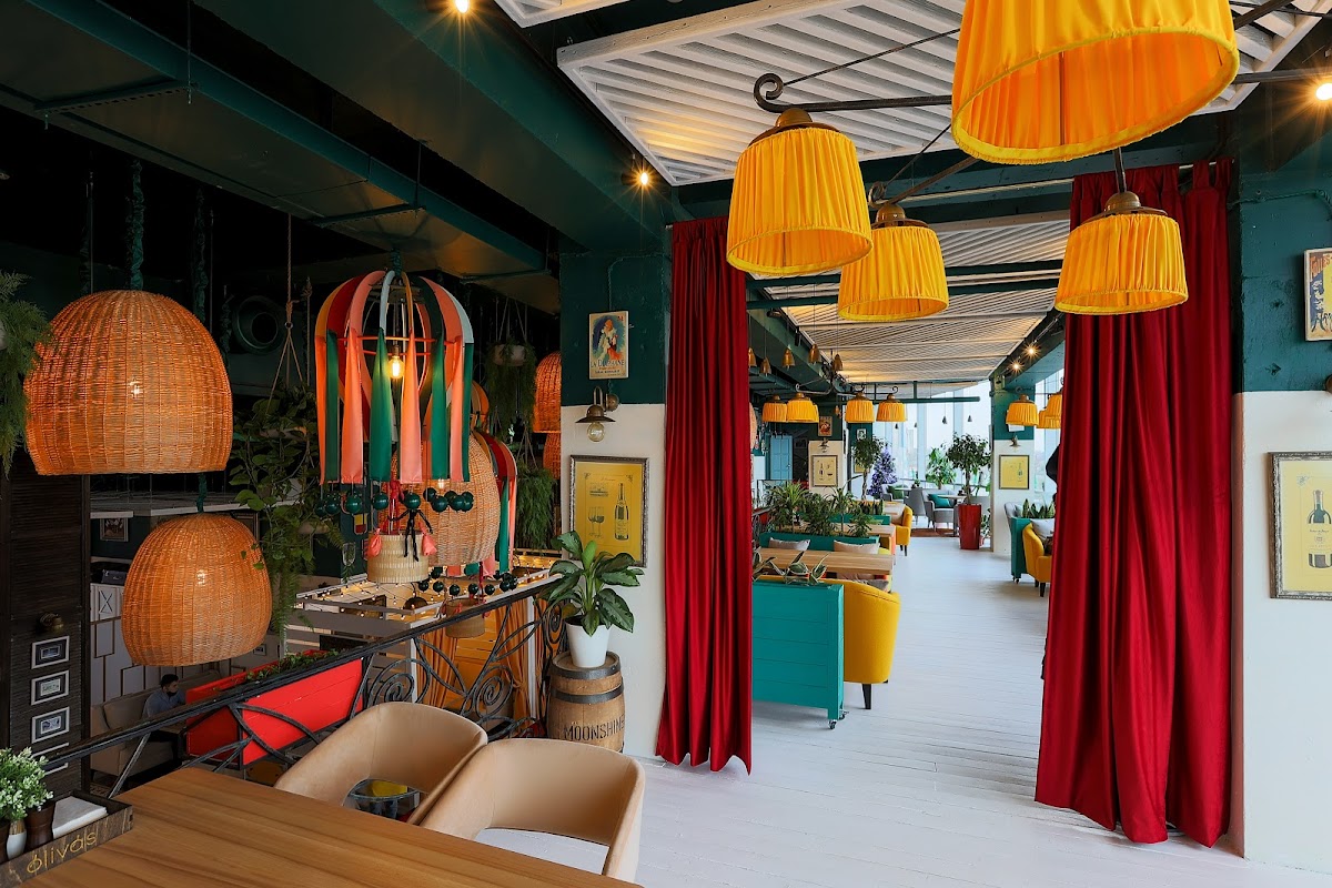 Oliva's Cafe-4