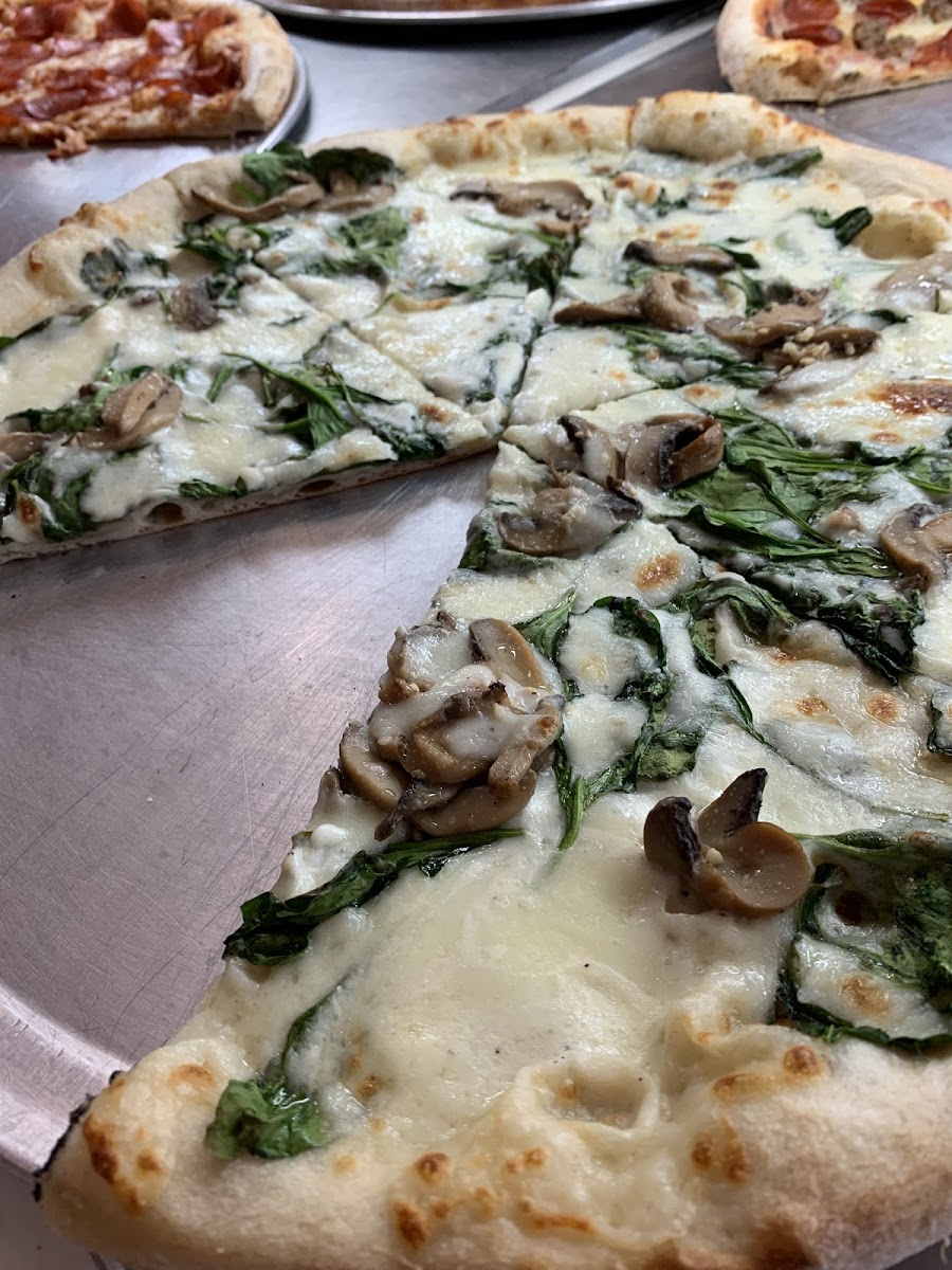Olive's Pizza And Tacos-9