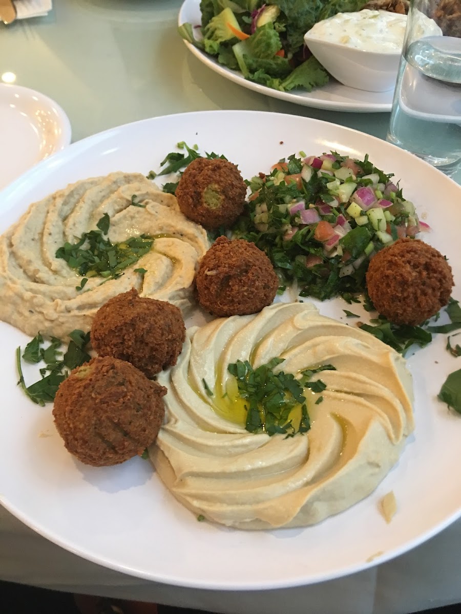 Omars Mediterranean Cuisine-5