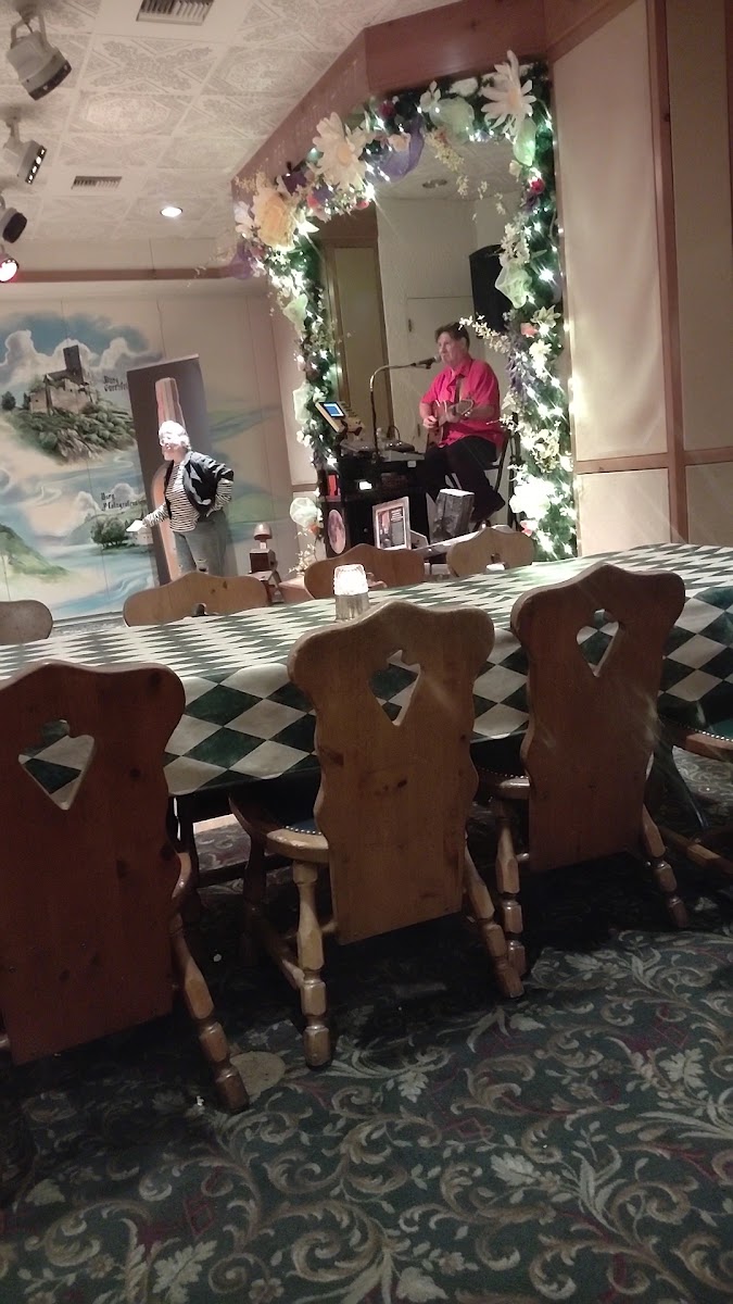 Oma's Restaurant-2