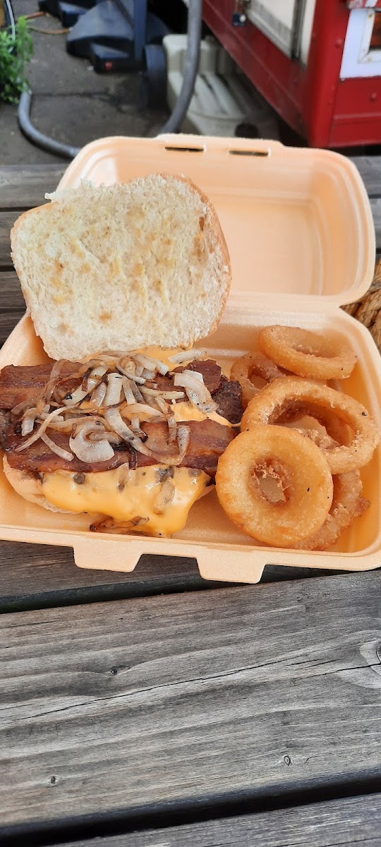 On A Roll - Uk's Most Easterly Diner & Takeaway-6