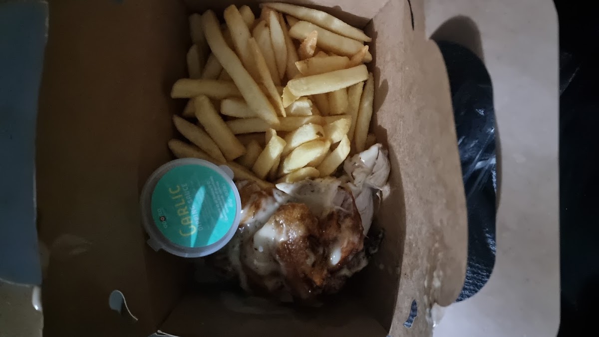 Oporto Canningvale Drive Thru-6