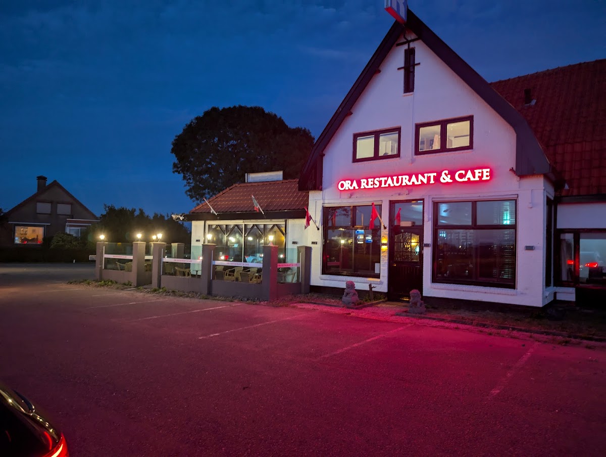 Ora Restaurant & Cafe