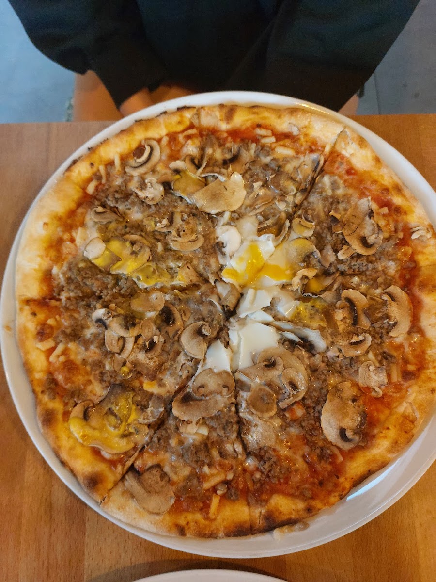 O'royale Pizzeria-7