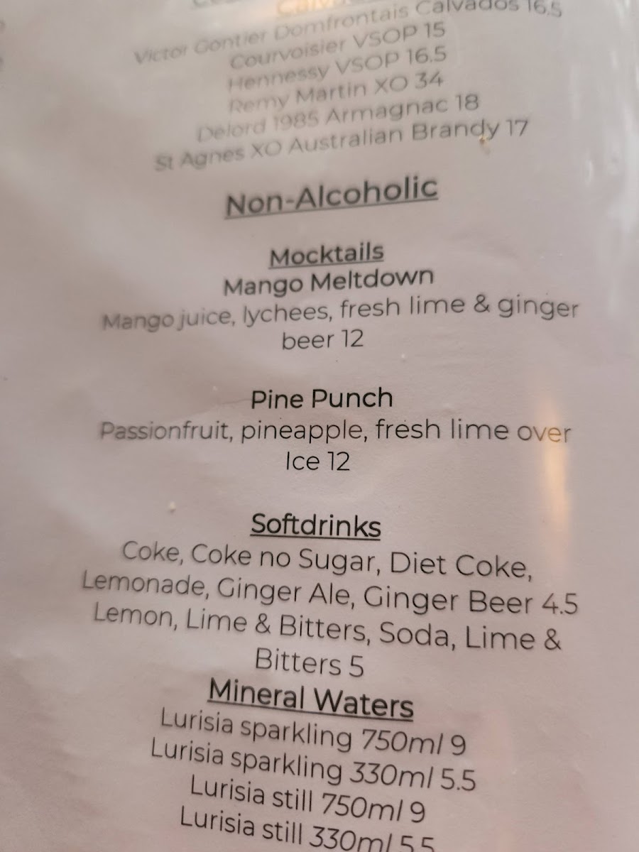 Menu Osprey's Restaurant Port Douglas-5