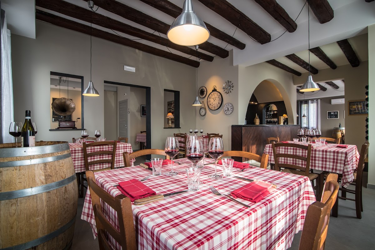 Osteria All'ombra Del Pino