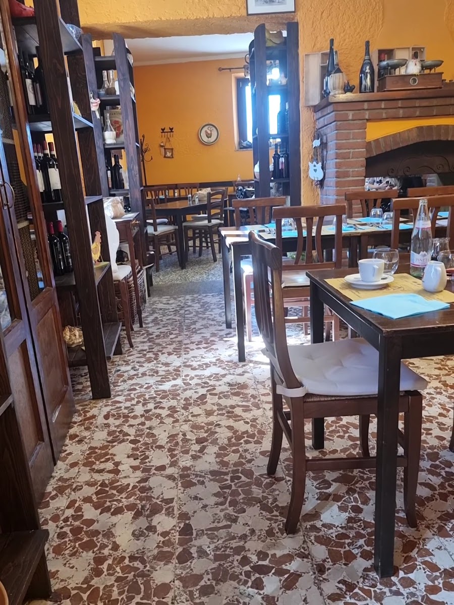 Osteria La Gallina Fumante-2
