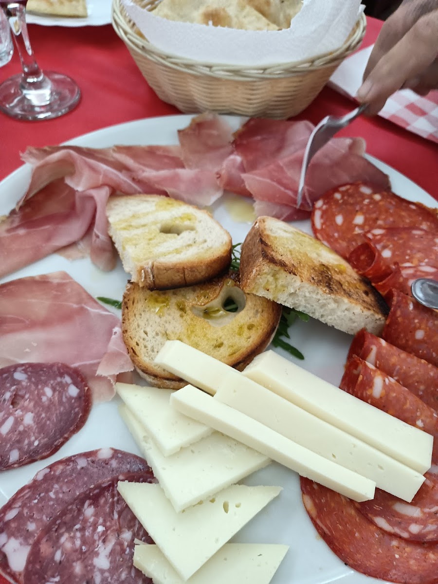Osteria Pizzeria Dal Micione-8