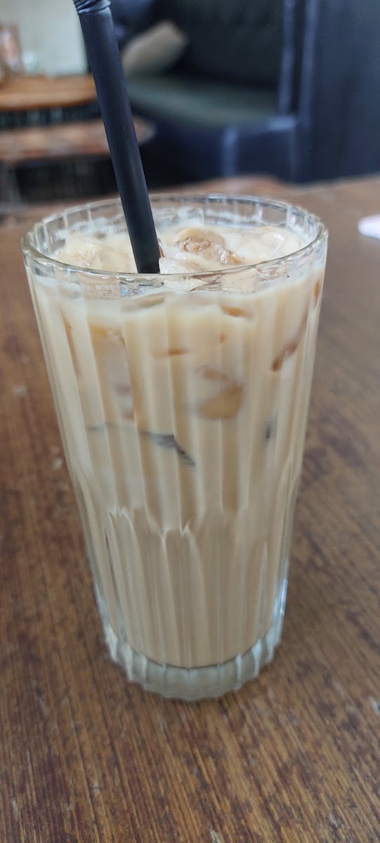 Oura - Cafe & Restaurant-5