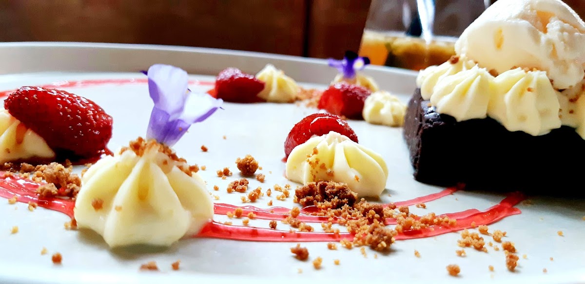 Oura - Cafe & Restaurant-6