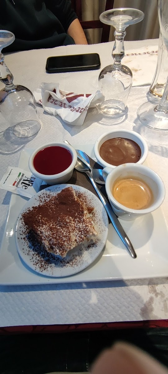 O'vesuvio | Restaurant Italien & Pizzas Au Feu De Bois-8