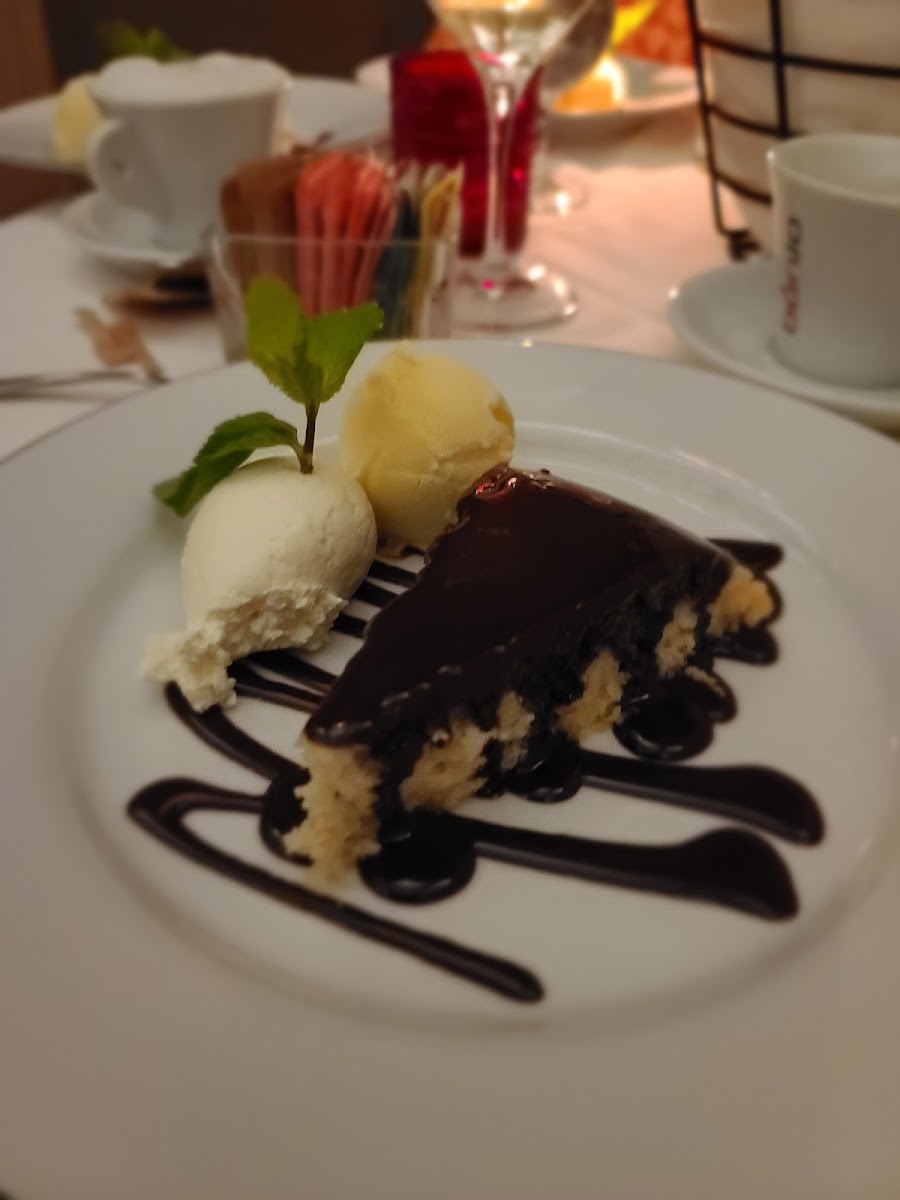 Paci Restaurant-7