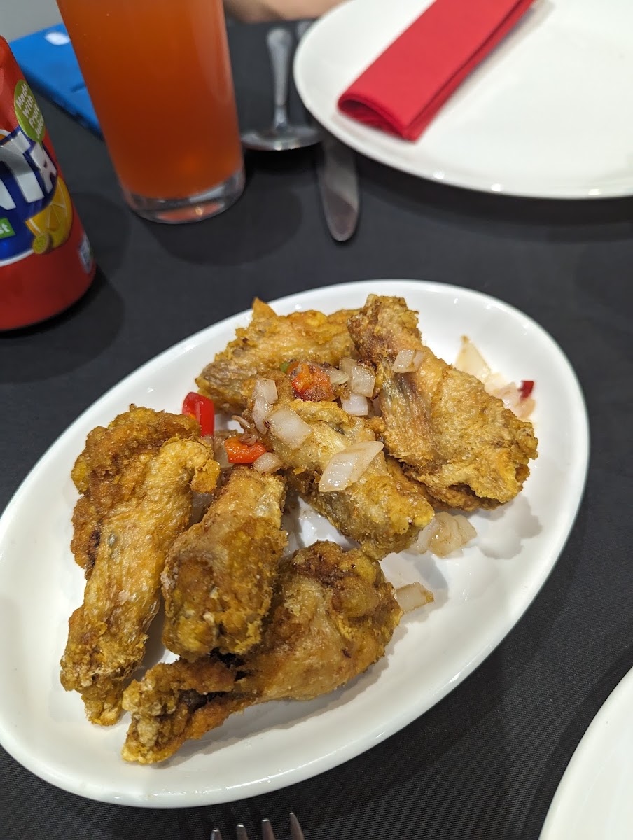 Pagoda Chinese Cuisine Grill & Sushi Bar-10