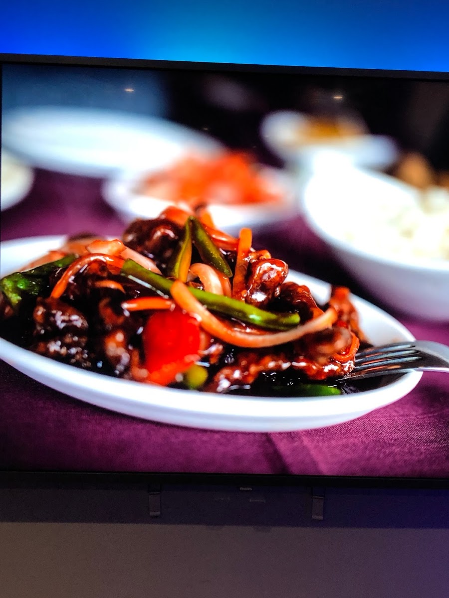 Pagoda Chinese Cuisine Grill & Sushi Bar-8