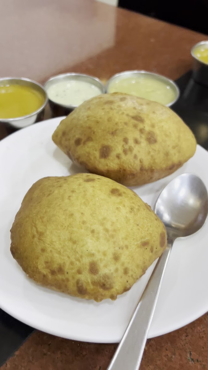 Pai Tiffins-2