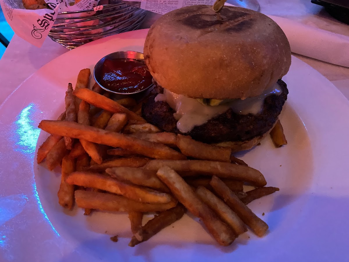 Palace Bar & Restaurant-10