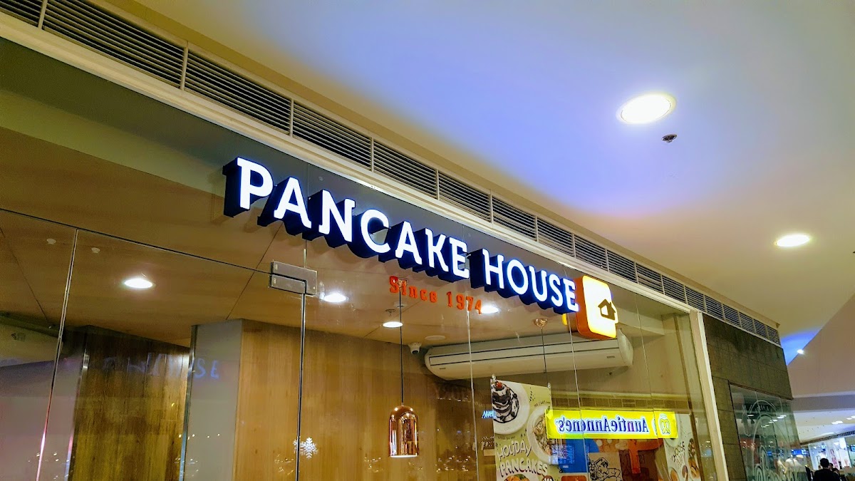 Pancake House U.p. Town Center