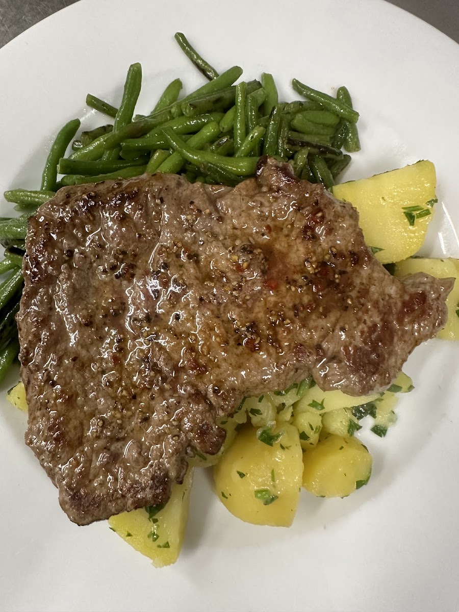Pan`s Café-Restaurant-2