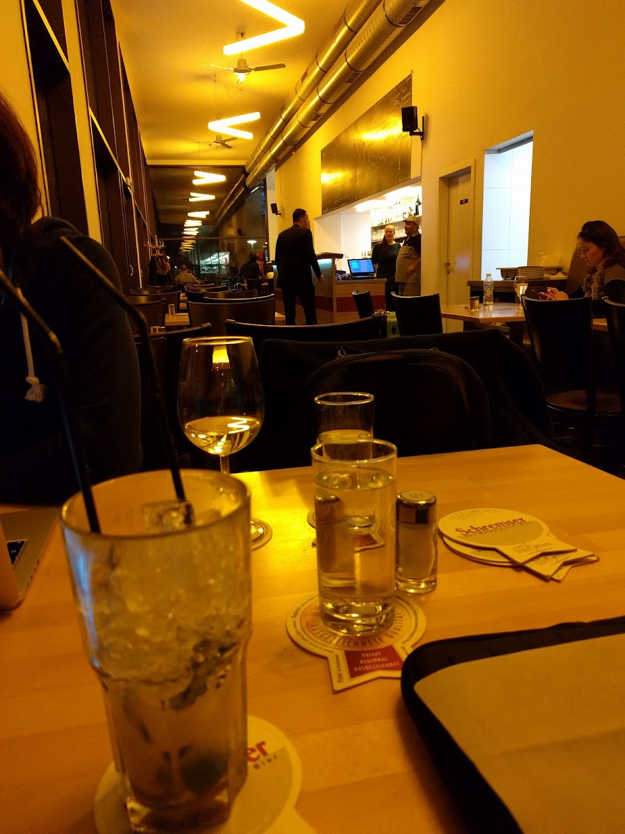 Pan`s Café-Restaurant-8
