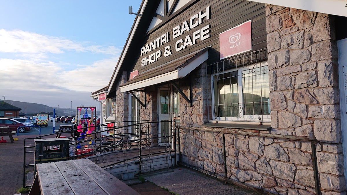 Pantri Bach Cafe & Gift Shop