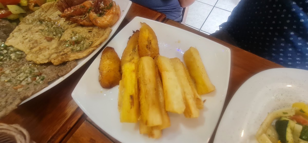 Papakuna Café Restaurant-6