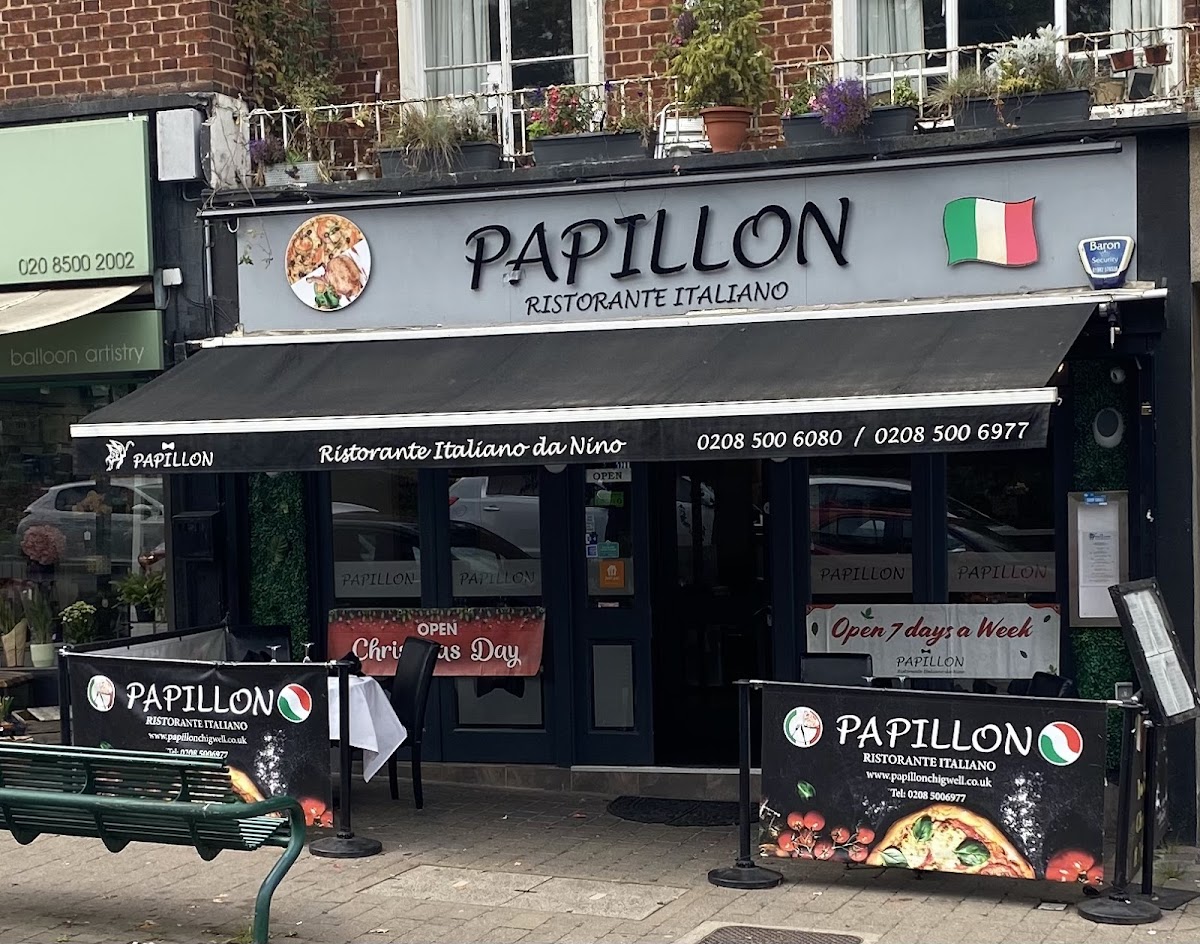 Papillon Chigwell