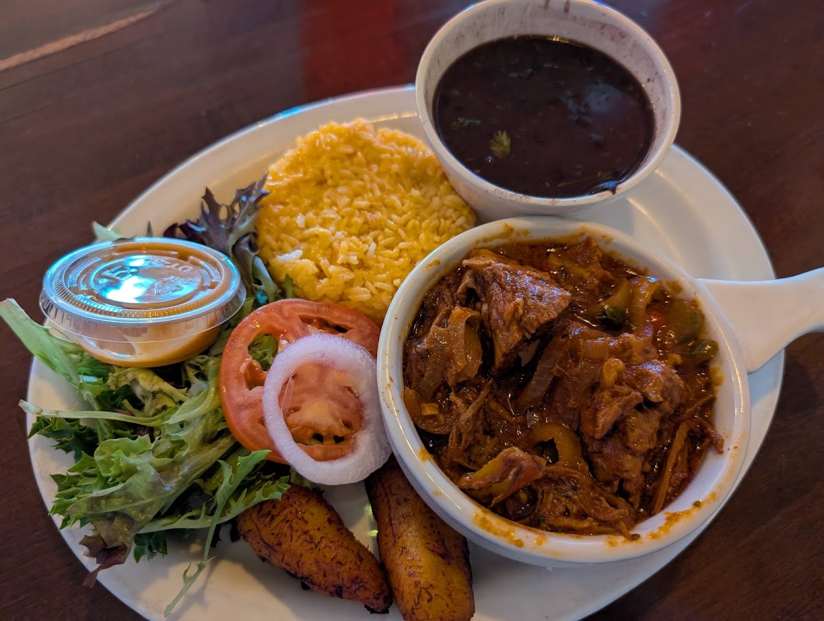 Papi's Cuban & Caribbean Grill-4