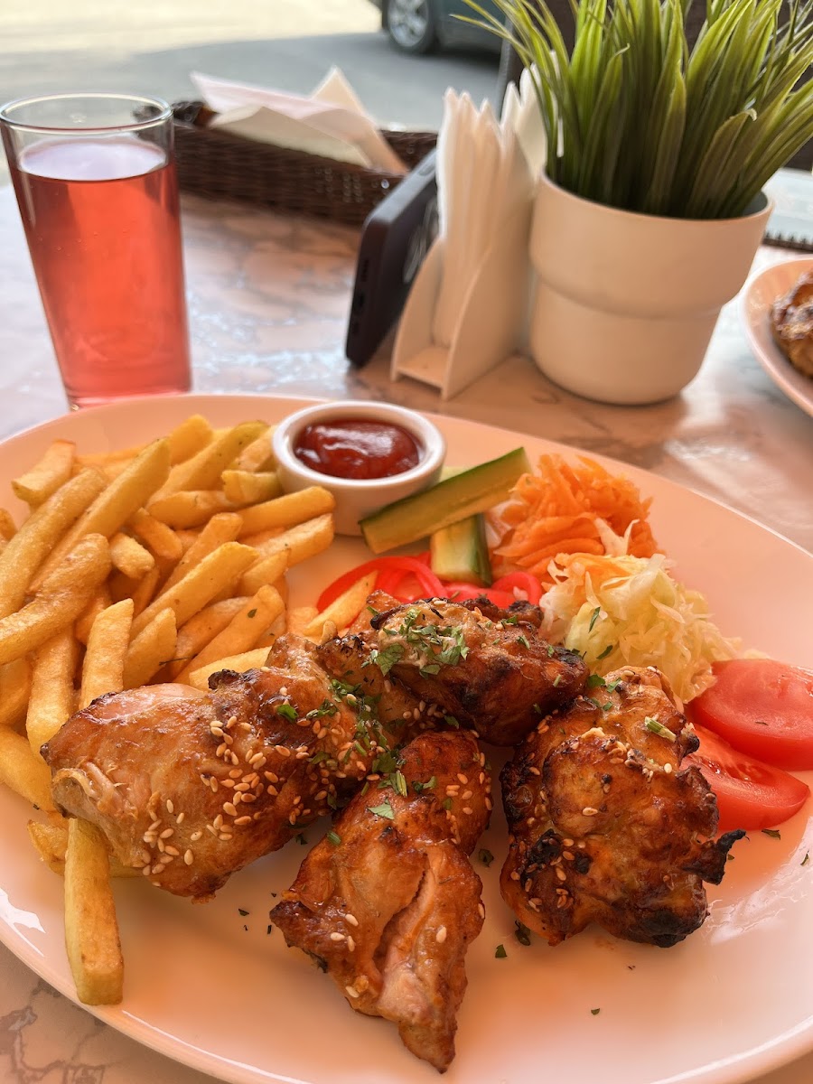 Paradize, Cafe-4