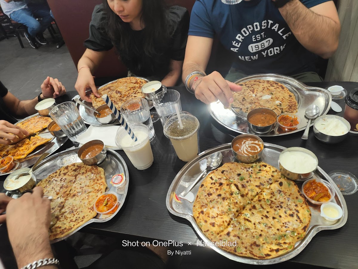 Paranthe Wali Gali-9