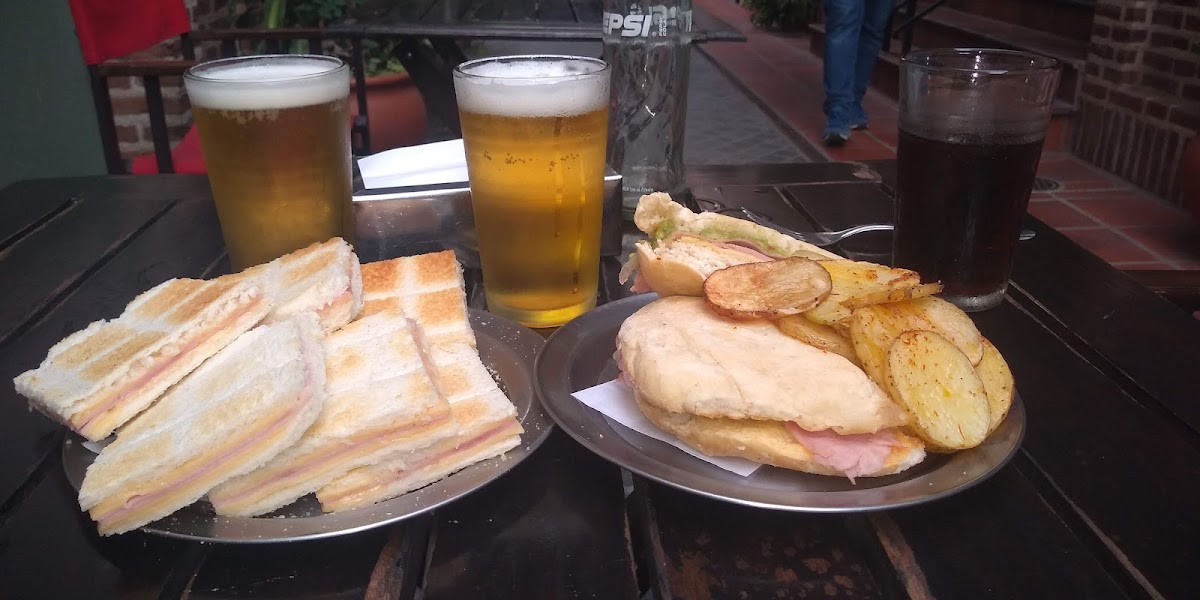 Paseo 770-10